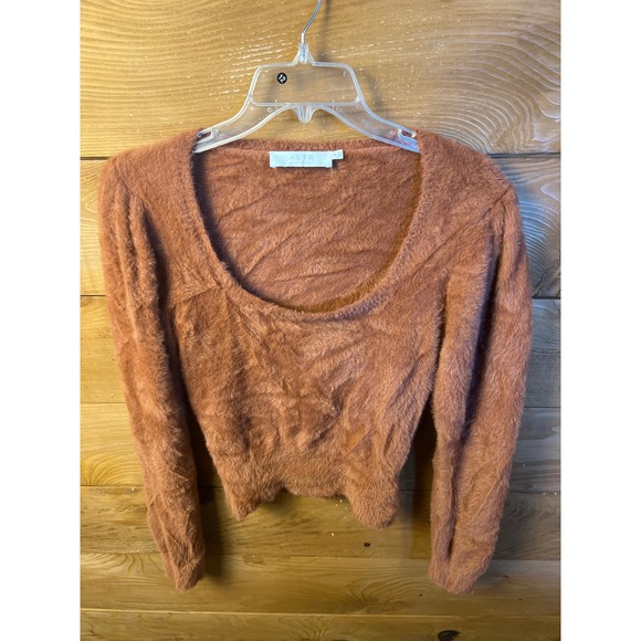 ASTR The Label Womens Fuzzy Knit Sweater Crop Top Long Sleeve Brown 
Small Fall - Picture 1 of 5